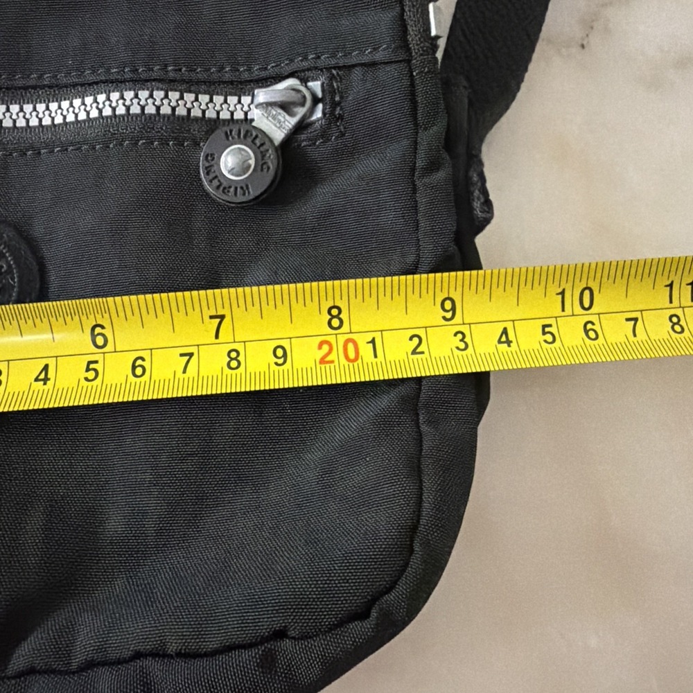 Kipling Black Nylon Shoulder Crossbody Zipper Pockets Travel‎ Vacation Everyday - Picture 9 of 10